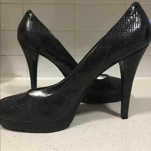 Calvin Klein women’s shoe